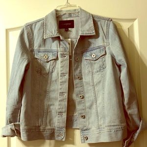 Banana Republic light wash jean jacket